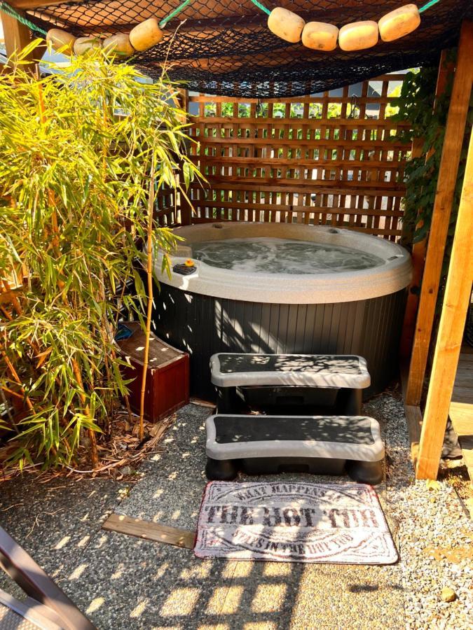 Seas The Day House 5 Star Hottub Pets Bbq Fire Premier Location Hotell Gibsons Eksteriør bilde